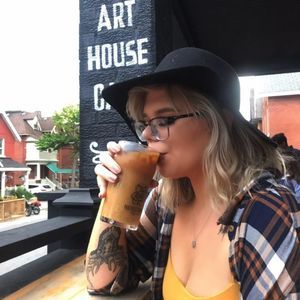 Meet your Posher, Gabrielle